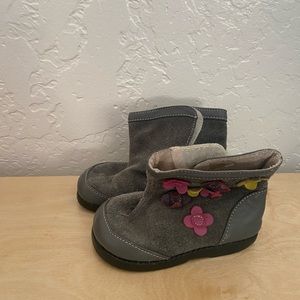 See Kai Run Grey Suede Booties Toddler size 6